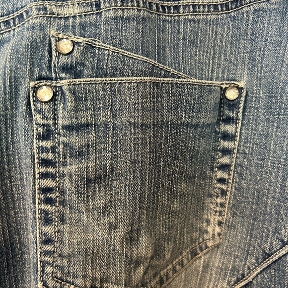 B Street. Denim skirt size 20w. Faded. Distressed and jeweled pockets - Picture 5 of 10